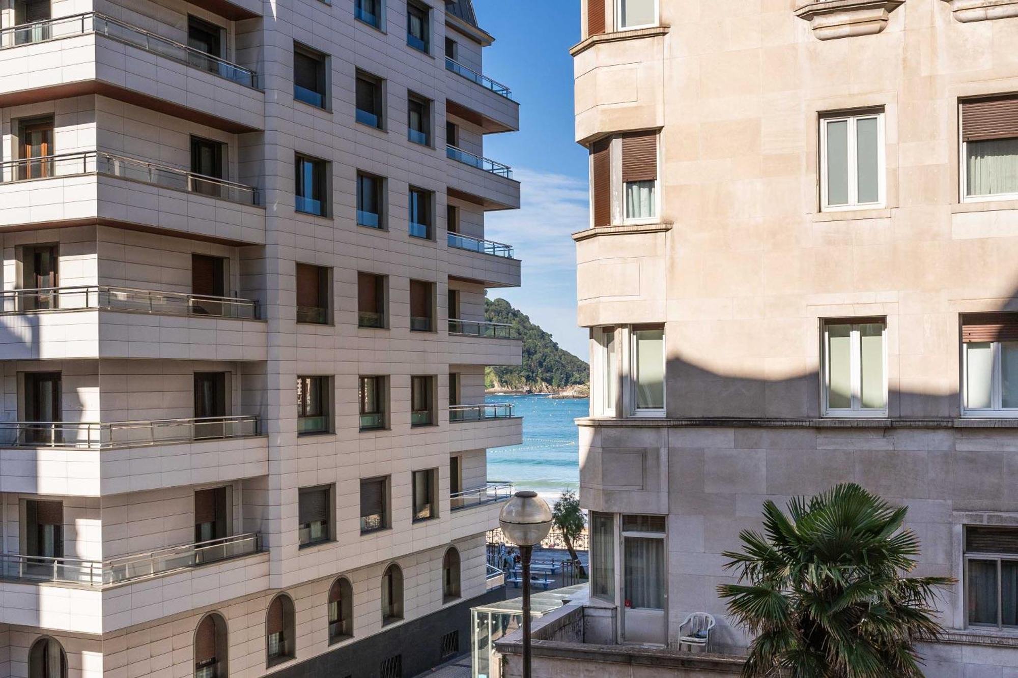 Limehome San Sebastian Zubieta Kalea Buitenkant foto